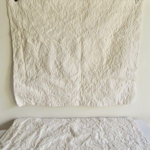 Pottery Barn Matlasse Standard Pillow Shams 1 Pr White fold over closure
